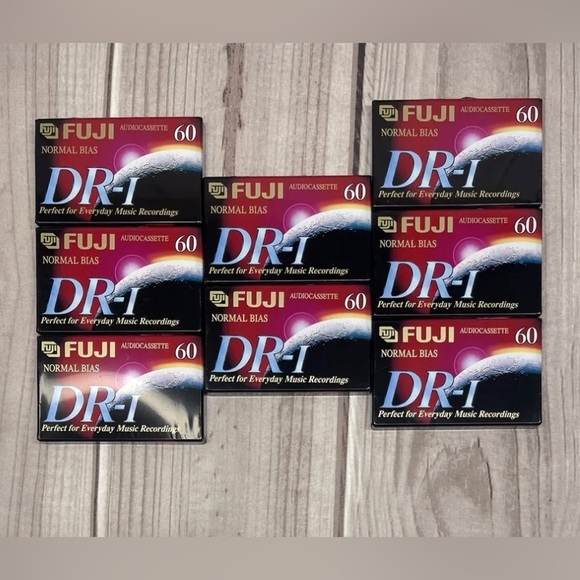 Lot of 8 Fuji DR-I 60 Minute Normal Bias Audio Cassette Tape New - Picture 1 of 4